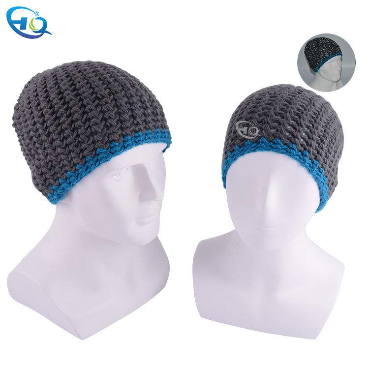 Reflex winter hat for adult