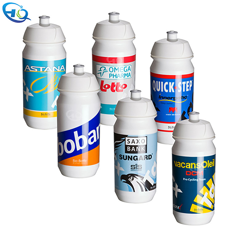 Sports bottle with nozzle